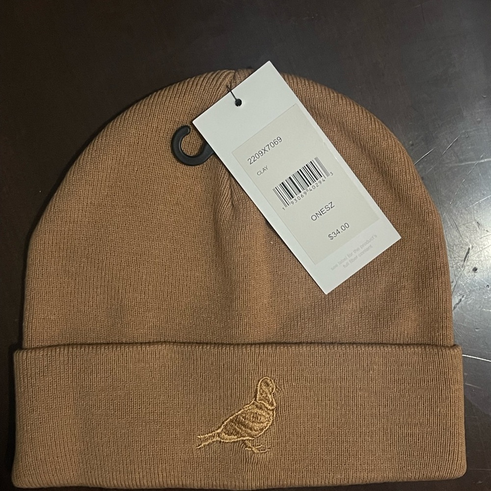 STAPLE PIGEON BEANIE
